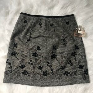 Ann Taylor office skirt